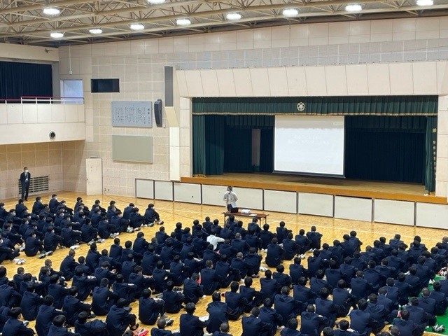 04.11.12+進学コース講演会写真1