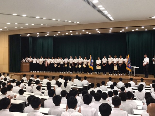 中学集会４