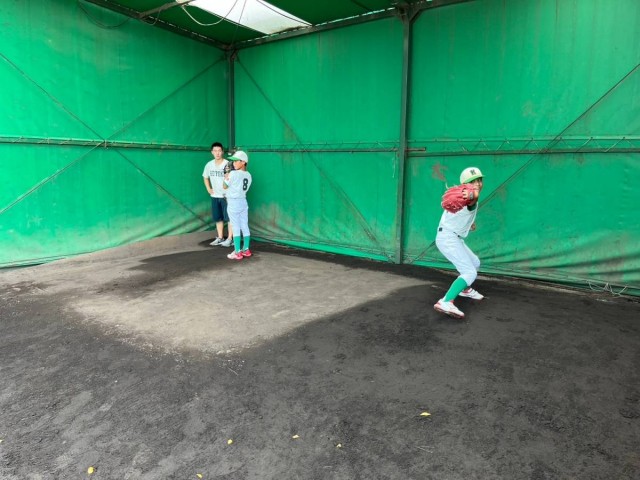 河井左ピッチャー