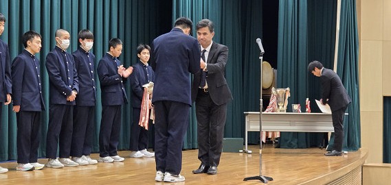 中学集会２s
