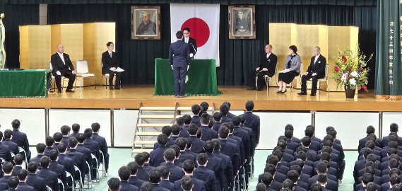 高校卒業式２s