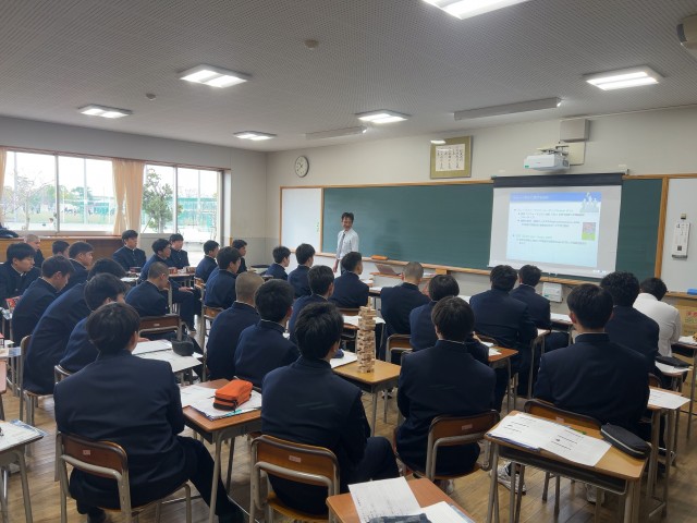 ②