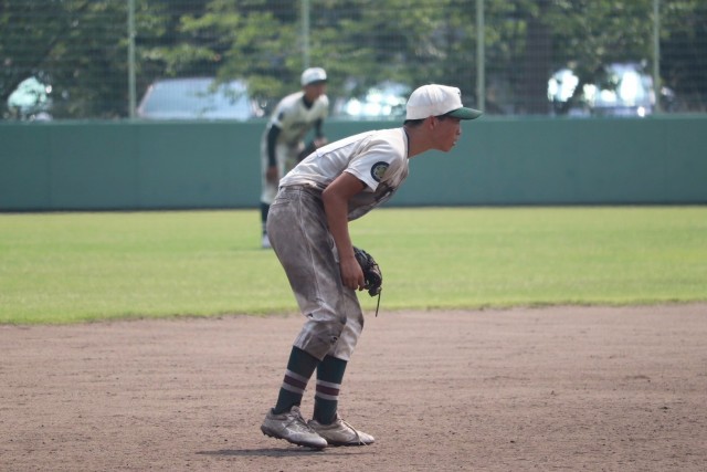 添田守備右横