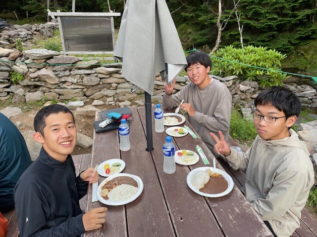 ③