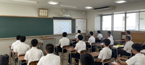 後期始業式　教室