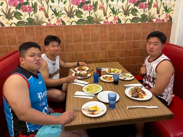 0E2C817B-9DEF-4D8D-A702-0D1A539EF375