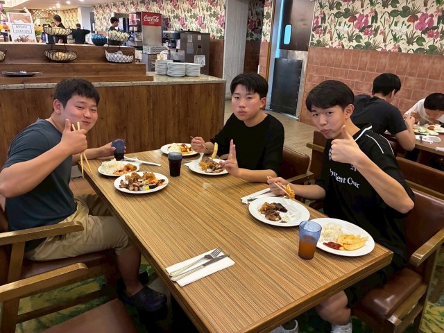 B2A87E40-CC5B-496F-863A-F994B451BDA1