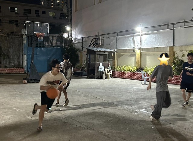 2C4FD618-CF60-414B-BB54-5FB4B2650342s