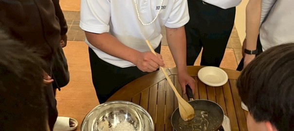 F8F17636-26DC-408B-8E9C-0631F9144022