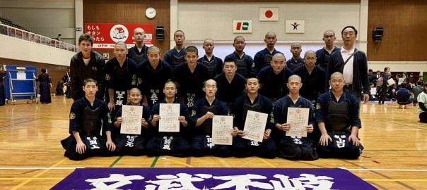 R8+市民大会　写真①