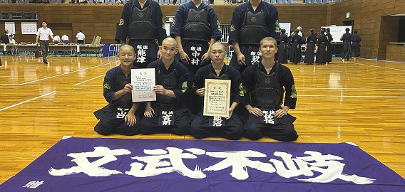 R8+県民大会+写真s