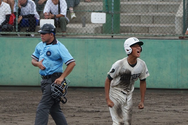 新人 龍田ホームインs